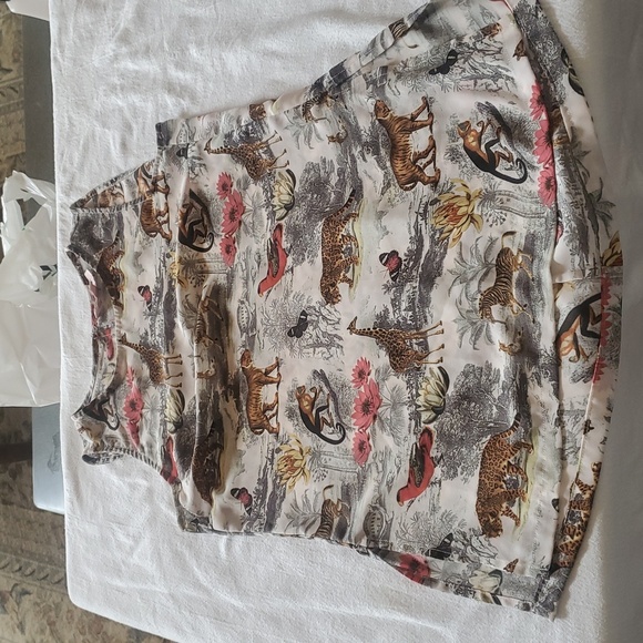 Philosophy Unique and Colorful Floral & Animal Print Sleeveless Sz S Top Blouse - Picture 7 of 11